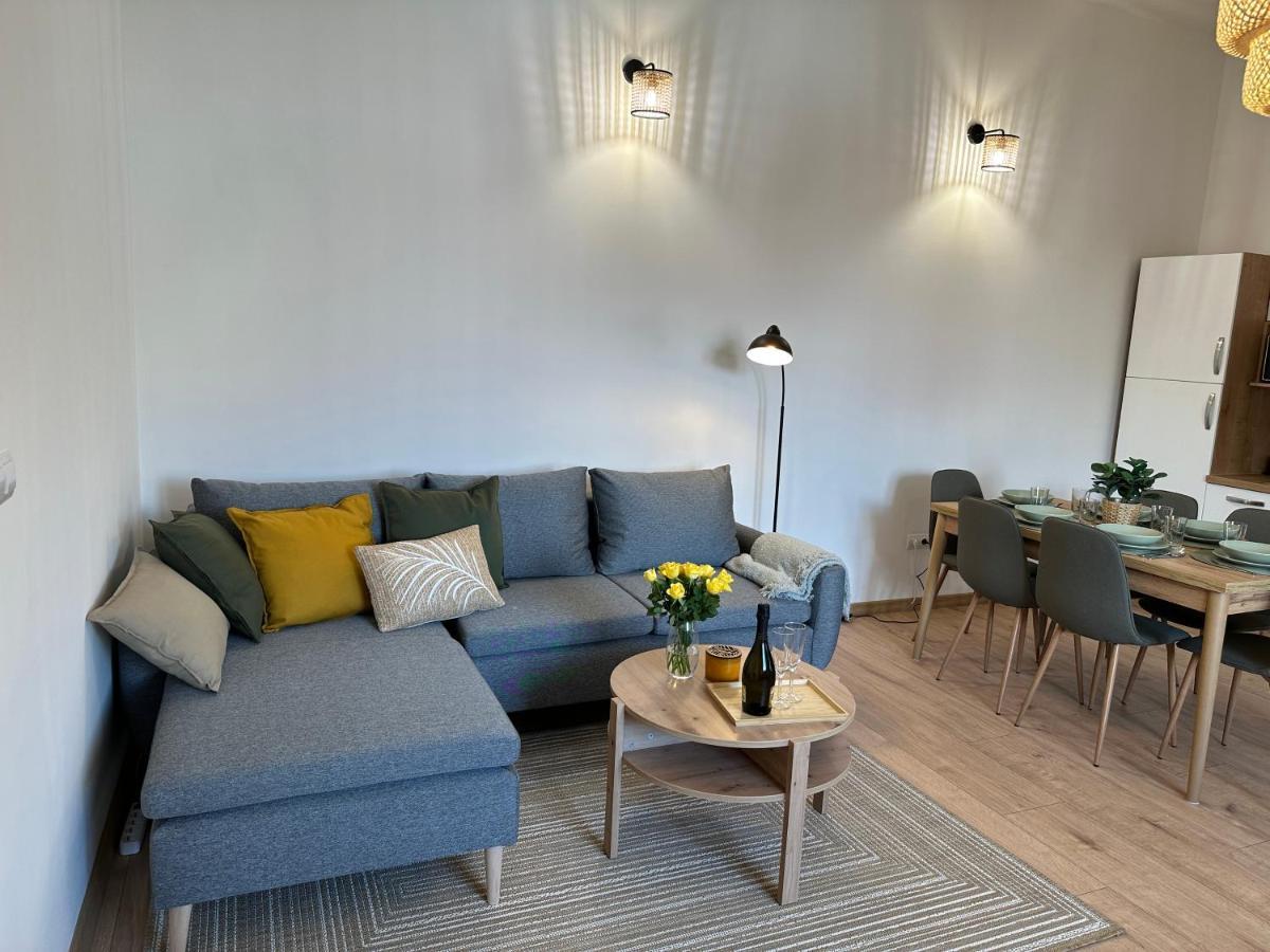 Green Apartment - City Centre - Main Square Liptovský Mikuláš Exteriör bild