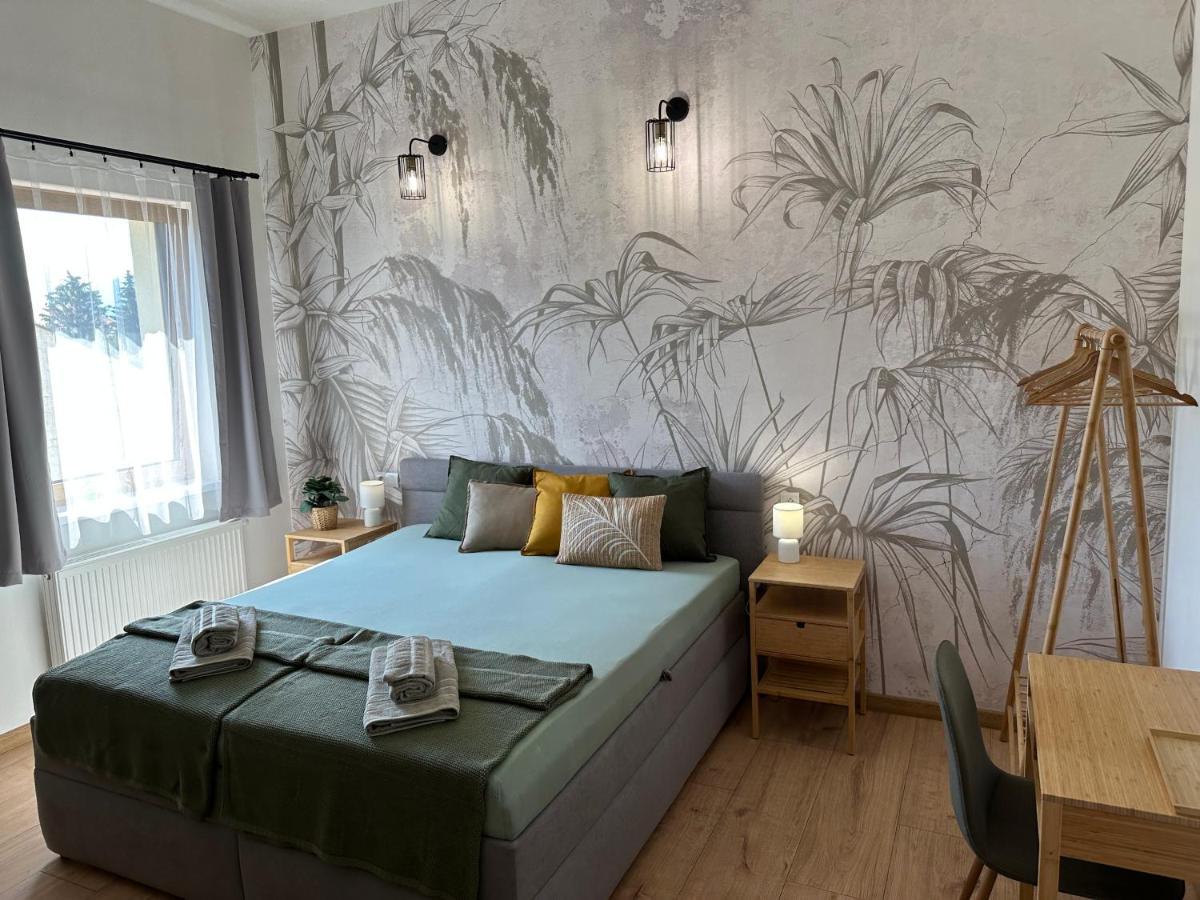 Green Apartment - City Centre - Main Square Liptovský Mikuláš Exteriör bild